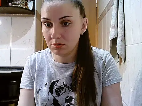 Snapshot of Yuliia30 chatting on 06/10/26, 06:18 Yuliia30 online show from 06/10/26, 06:18