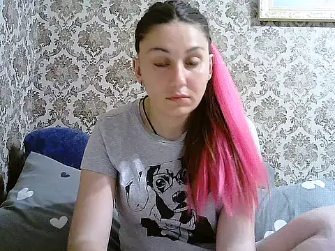 Snapshot of Yuliia30 chatting on 06/23/26, 02:37 Yuliia30 online show from 06/23/26, 02:37