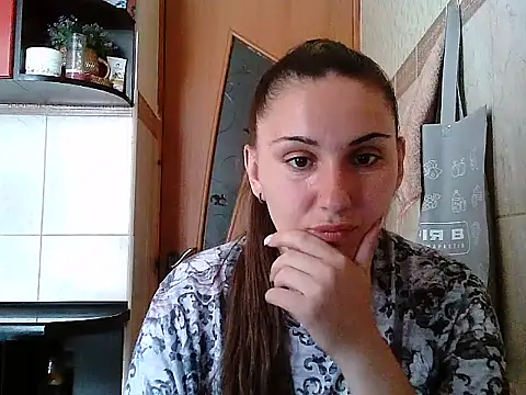 Snapshot of Yuliia30 chatting on 07/04/26, 09:26 Yuliia30 online show from 07/04/26, 09:26