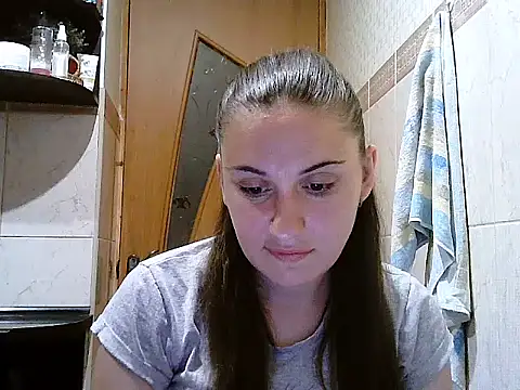 Snapshot of Yuliia30 chatting on 07/05/26, 06:15 Yuliia30 online show from 07/05/26, 06:15