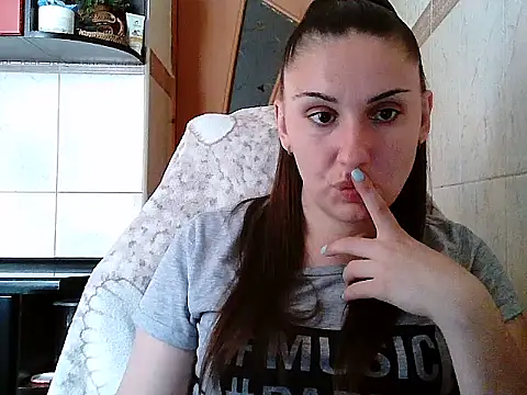 Snapshot of Yuliia30 chatting on 07/13/26, 11:24 Yuliia30 online show from 07/13/26, 11:24
