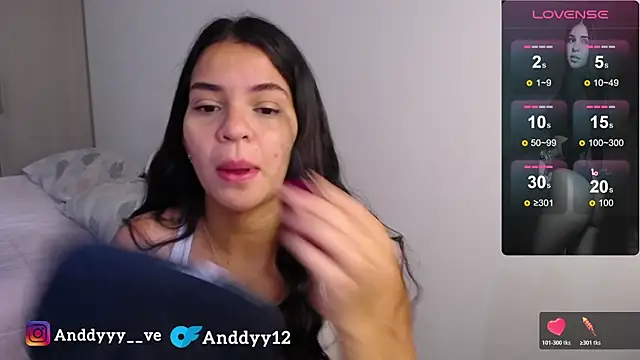 Snapshot of Anddyy__ chatting on 07/15/26, 02:11 Anddyy online show from 07/15/26, 02:11