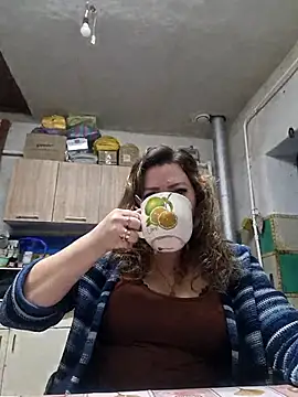 Jyleta online show from 10/25/25, 11:54