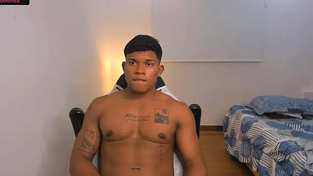 maxsteel177 online show from 02/15/25, 05:19