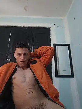 Snapshot of dany_hardy chatting on 03/05/26, 07:54 dany hardy online show from 03/05/26, 07:54