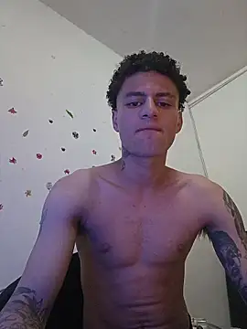 Snapshot of dany_hardy chatting on 07/17/26, 04:19 dany hardy online show from 07/17/26, 04:19