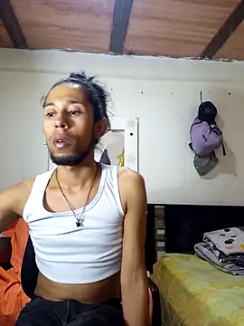 Snapshot of Kingkandy chatting on 10/04/25, 02:09 Kingkandy online show from 10/04/25, 02:09