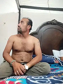 Goloso2423 online show from 12/03/25, 08:23