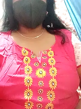 Snapshot of shobitha chatting on 02/19/25, 06:22 shobitha online show from 02/19/25, 06:22