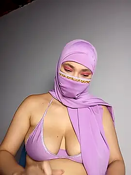 Snapshot of Eva_abaad chatting on 12/16/25, 07:41 Eva abaad online show from 12/16/25, 07:41