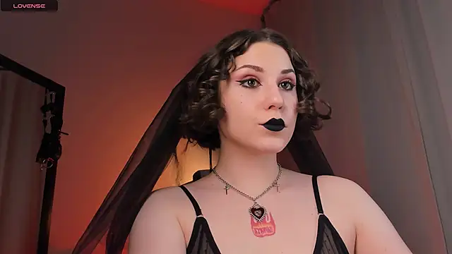 Eva Moss  online show from 02/20/25, 08:58