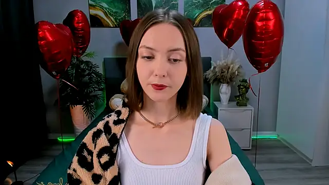 Snapshot of JesssWalker chatting on 02/14/25, 09:53 JesssWalker online show from 02/14/25, 09:53