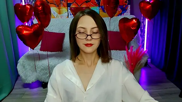 Snapshot of JesssWalker chatting on 03/04/25, 05:34 JesssWalker online show from 03/04/25, 05:34