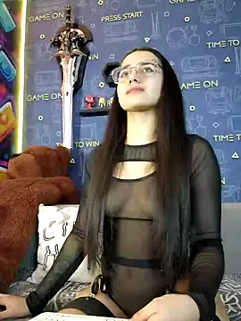 Snapshot of LittleX_Angel chatting on 02/20/25, 10:48 LittleX Angel online show from 02/20/25, 10:48