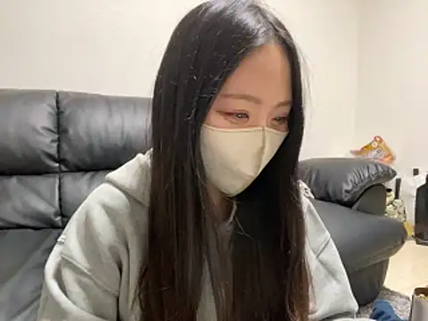 Snapshot of yazawa_oO chatting on 03/11/26, 11:05 yazawa oO online show from 03/11/26, 11:05