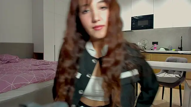 Snapshot of anna_elfi chatting on 09/09/25, 05:12 anna elfi online show from 09/09/25, 05:12