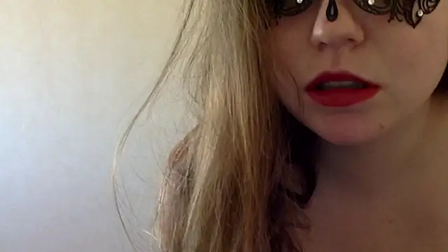 Lacoquinedu636 online show from 01/11/25, 01:11