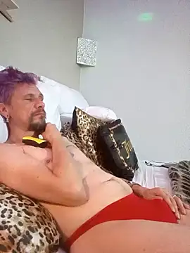 Snapshot of AQuickPhyx chatting on 03/02/25, 03:45 AQuickPhyx online show from 03/02/25, 03:45