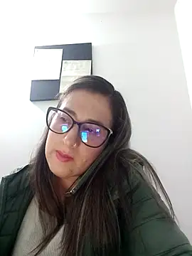 Snapshot of CHARLOTTE_1711 chatting on 03/14/25, 02:31 CHARLOTTE 1711 online show from 03/14/25, 02:31