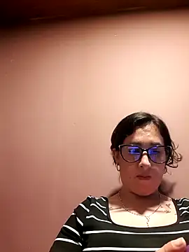 Snapshot of CHARLOTTE_1711 chatting on 09/22/25, 03:41 CHARLOTTE 1711 online show from 09/22/25, 03:41