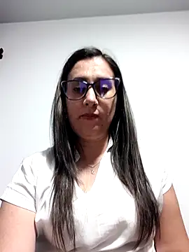 Snapshot of CHARLOTTE_1711 chatting on 09/29/25, 03:55 CHARLOTTE 1711 online show from 09/29/25, 03:55