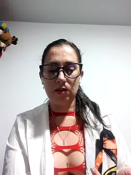 Snapshot of CHARLOTTE_1711 chatting on 10/06/25, 03:48 CHARLOTTE 1711 online show from 10/06/25, 03:48