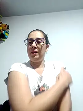 Snapshot of CHARLOTTE_1711 chatting on 11/29/25, 04:04 CHARLOTTE 1711 online show from 11/29/25, 04:04