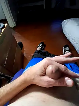 Snapshot of William1941 chatting on 10/26/25, 11:16 William1941 online show from 10/26/25, 11:16