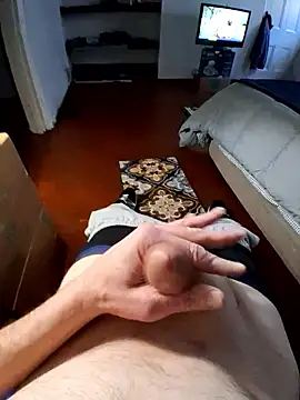 Snapshot of William1941 chatting on 01/12/26, 08:47 William1941 online show from 01/12/26, 08:47