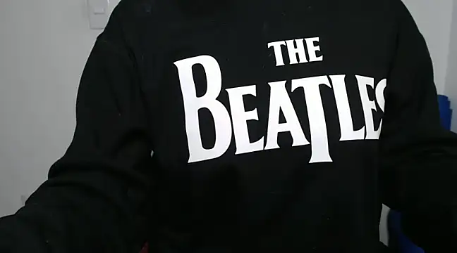 juli love11 online show from 01/24/25, 01:35