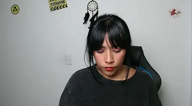 juli love11 online show from 01/30/25, 03:00