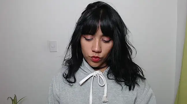 juli love11 online show from 03/05/25, 02:36