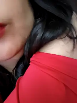 Snapshot of Melyy_Edii chatting on 05/06/26, 11:21 Melyy Edii online show from 05/06/26, 11:21