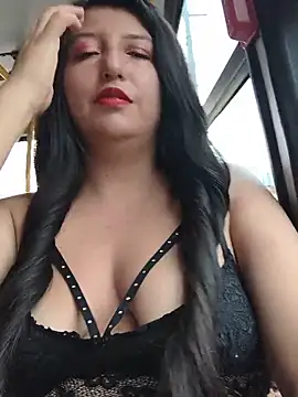 Snapshot of Melyy_Edii chatting on 05/18/26, 10:04 Melyy Edii online show from 05/18/26, 10:04