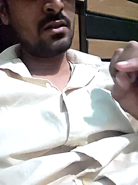 Snapshot of lusty_male69 chatting on 11/21/25, 10:47 lusty male69 online show from 11/21/25, 10:47