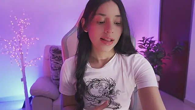 Snapshot of Hade_collinss chatting on 09/25/25, 06:00 Hade collinss online show from 09/25/25, 06:00