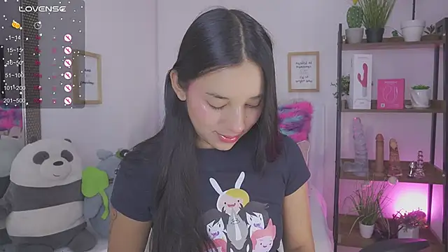 Snapshot of Hade_collinss chatting on 02/19/26, 06:15 Hade collinss online show from 02/19/26, 06:15