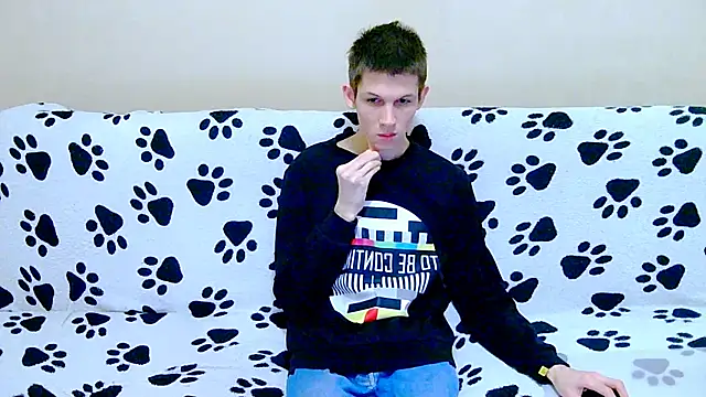 Lester Broo online show from 02/08/26, 06:06