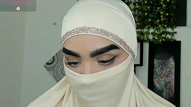 Maissa Alabi online show from 11/19/25, 07:36