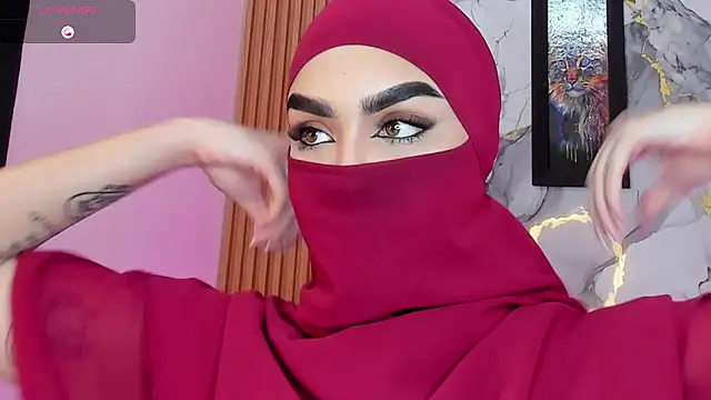 Snapshot of Maissa_Alabi chatting on 04/10/26, 06:56 Maissa Alabi online show from 04/10/26, 06:56