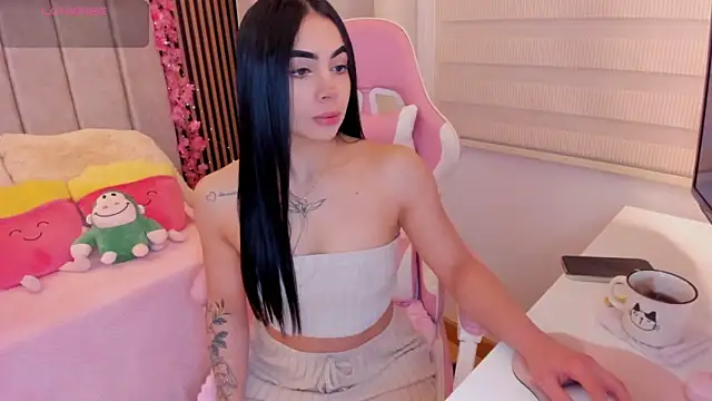 tamy xoo online show from 12/05/25, 04:36