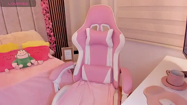 tamy xoo online show from 12/18/25, 05:52