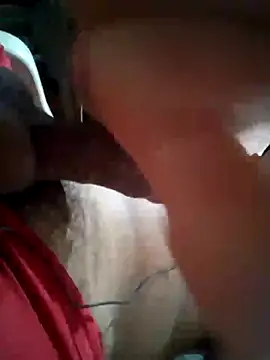 Snapshot of mamauara092 chatting on 03/02/25, 08:18 mamauara092 online show from 03/02/25, 08:18