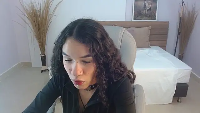 Snapshot of ilitzy_cardona chatting on 05/13/26, 03:53 ilitzy cardona online show from 05/13/26, 03:53