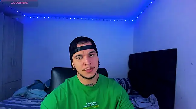 austinoficial online show from 02/08/25, 09:25