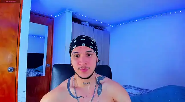 austinoficial online show from 02/21/25, 08:49