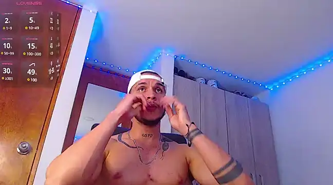 austinoficial online show from 02/25/25, 06:36