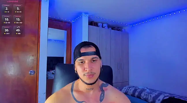 austinoficial online show from 03/04/25, 07:19