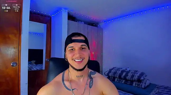 austinoficial online show from 03/21/25, 05:32