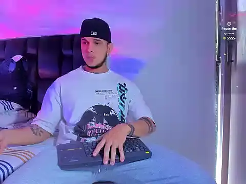 austinoficial online show from 02/20/26, 09:26